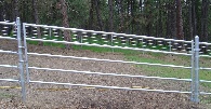  5 rail pipe corral with matching angle gate